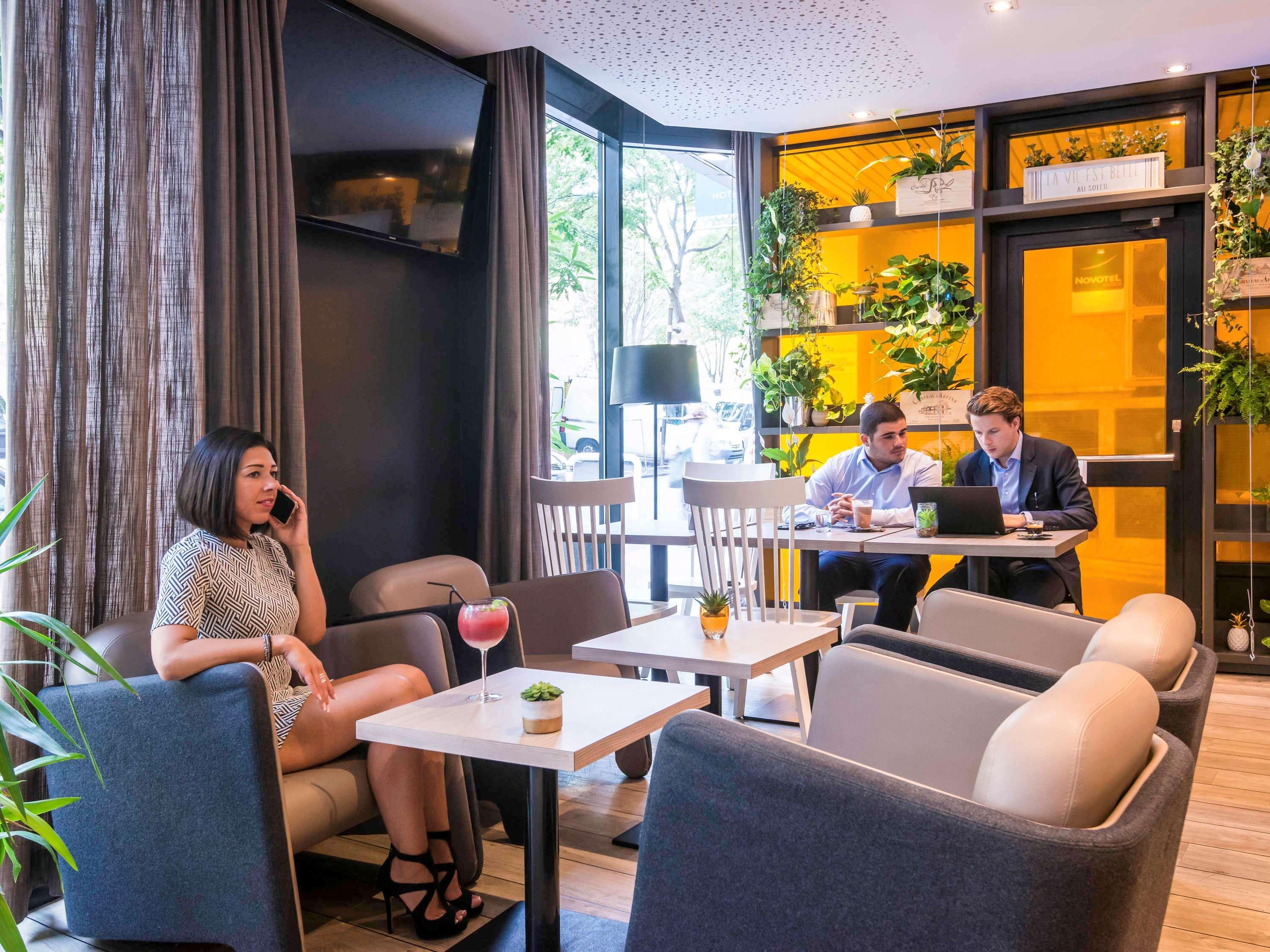 Novotel Centre Prado Velodrome 4*